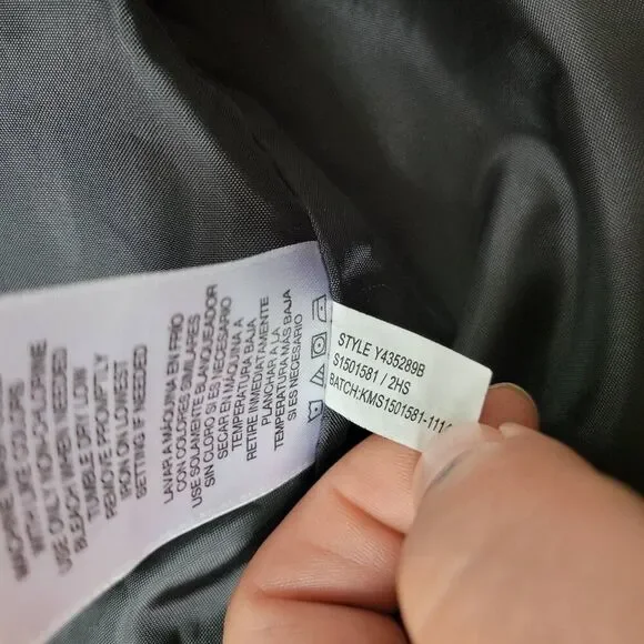 Holiday Editions black & white pinstriped vest office business professional form - Picture 8 of 10